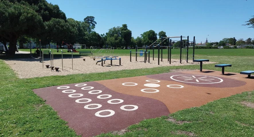Aire de fitness au stade du Jard