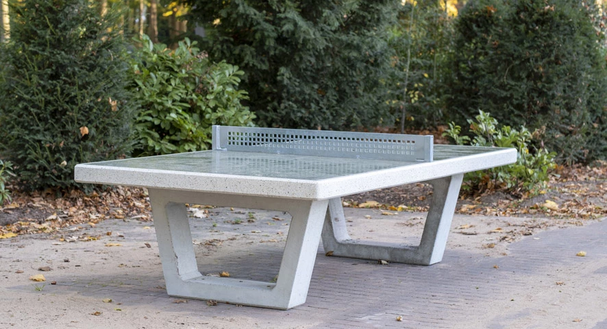 Des tables de ping pong en ville